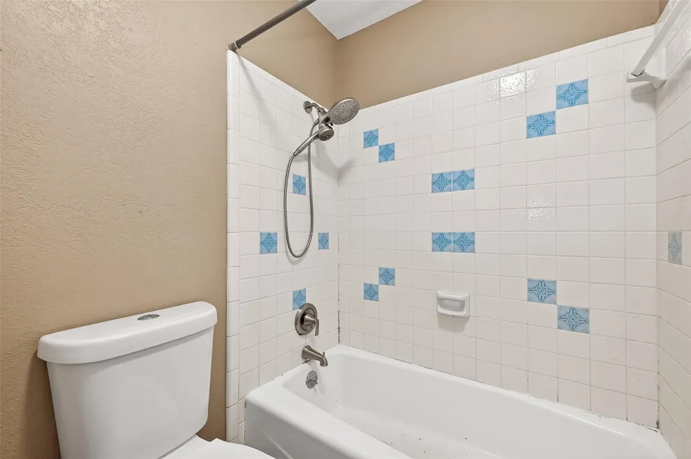 5607 Avenue M 1/2 Santa Fe, TX 77510