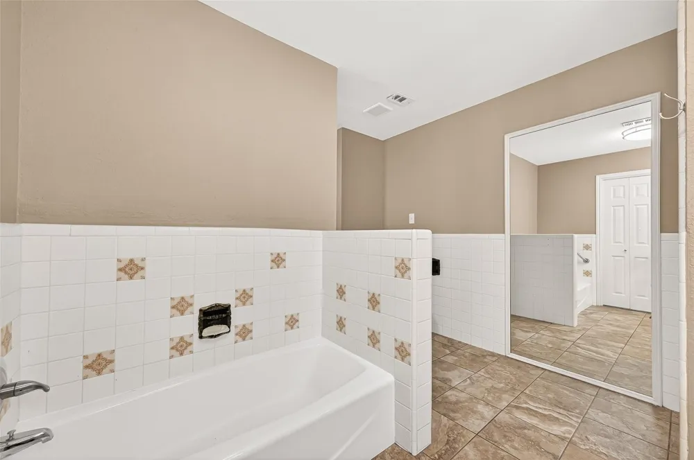 5607 Avenue M 1/2 Santa Fe, TX 77510