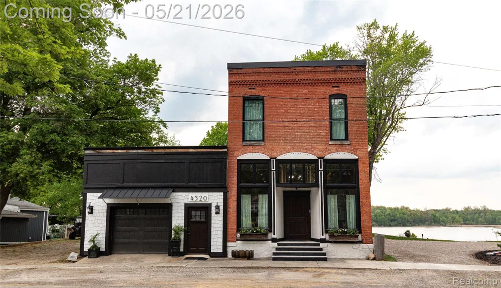 4520 Water Street Columbiaville Village, MI 48421