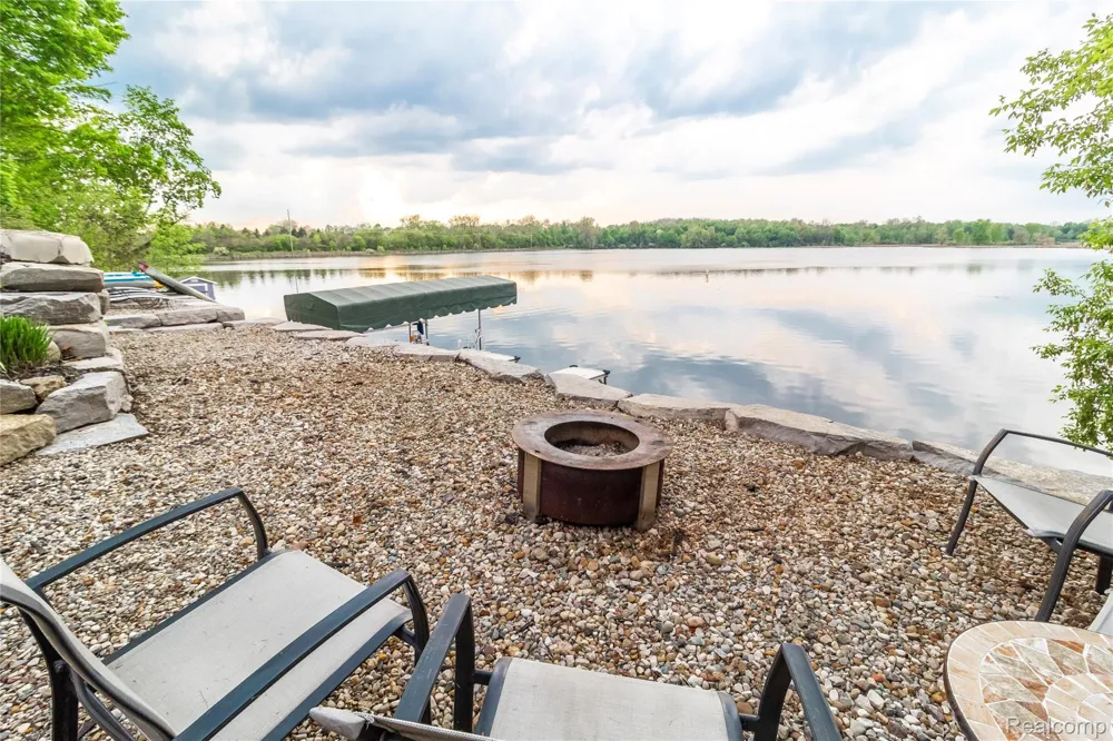 4520 Water Street Columbiaville Village, MI 48421