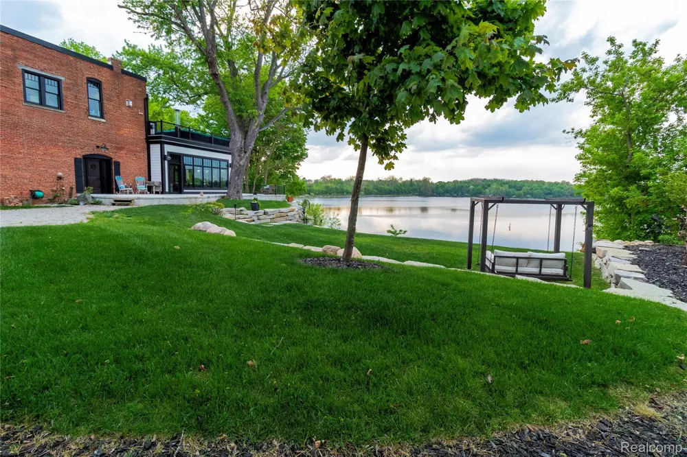 4520 Water Street Columbiaville Village, MI 48421