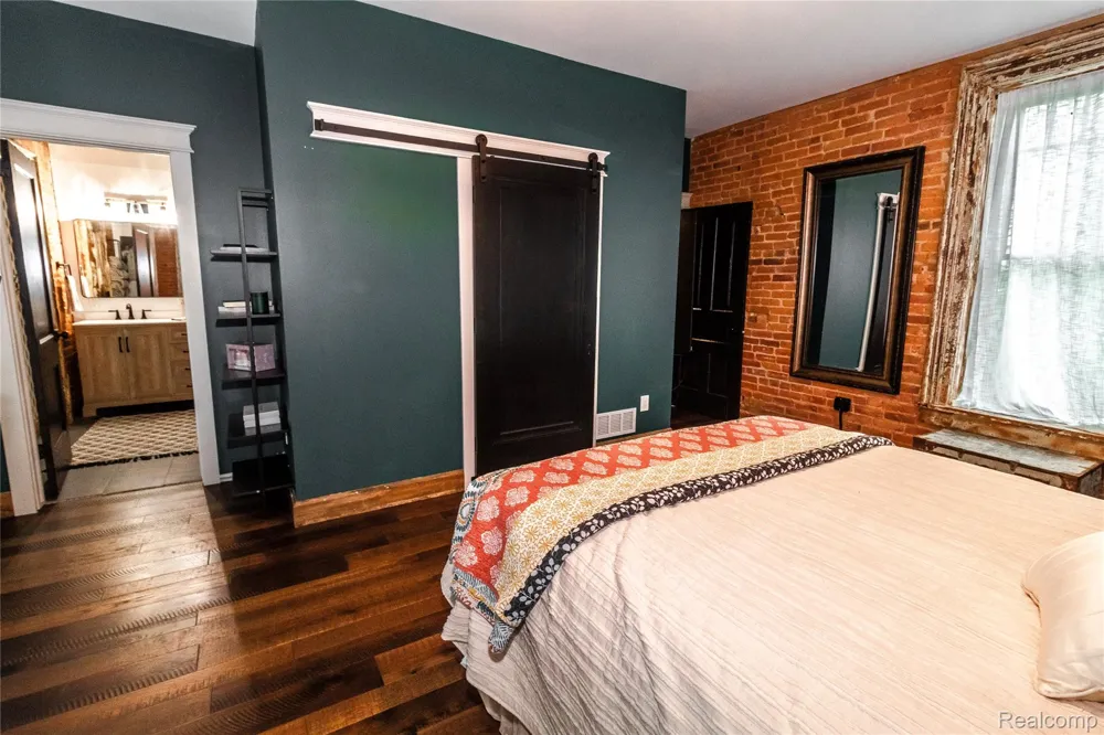 4520 Water Street Columbiaville Village, MI 48421