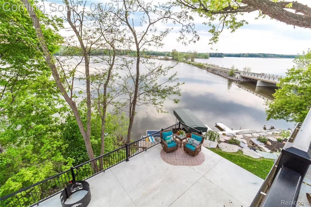 4520 Water Street Columbiaville Village, MI 48421