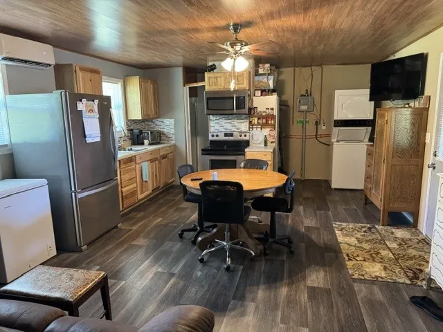 479 Horseshoe Bend Linden, TN 37096