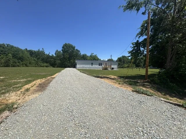 479 Horseshoe Bend Linden, TN 37096