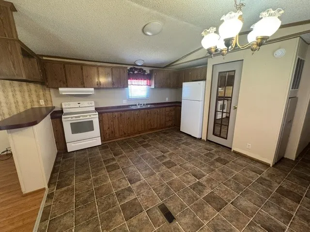 479 Horseshoe Bend Linden, TN 37096
