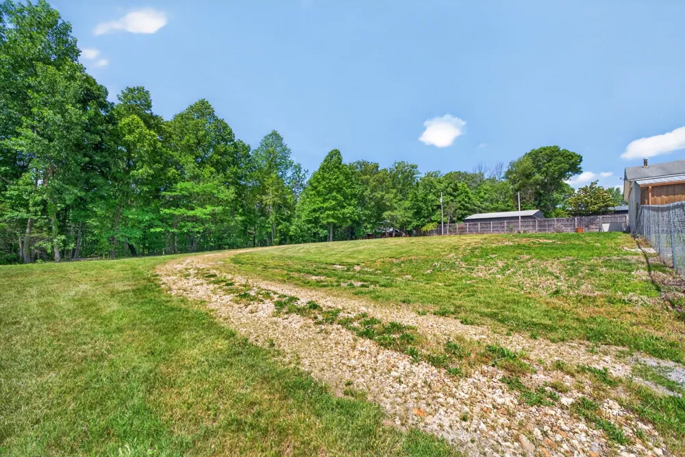 3239 Nashville Hwy Smithville, TN 37166