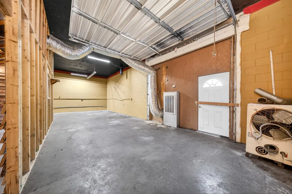 3239 Nashville Hwy Smithville, TN 37166