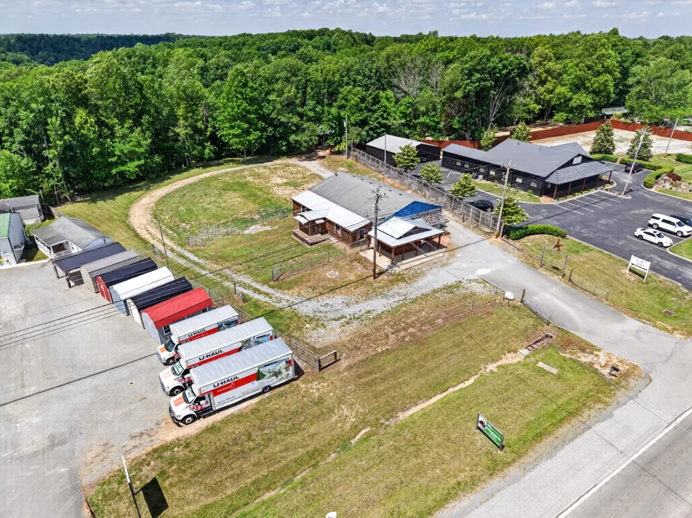 3239 Nashville Hwy Smithville, TN 37166