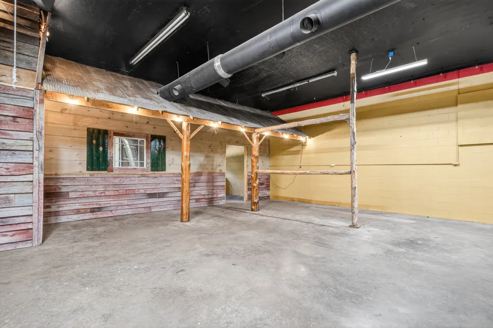 3239 Nashville Hwy Smithville, TN 37166
