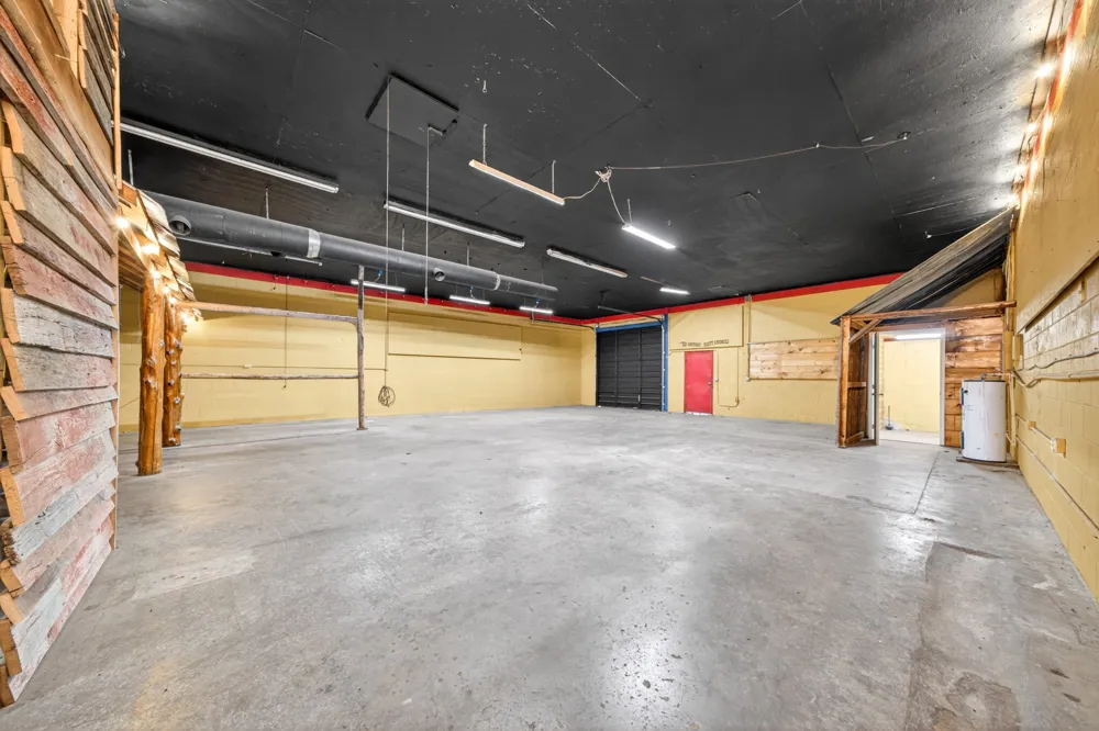 3239 Nashville Hwy Smithville, TN 37166