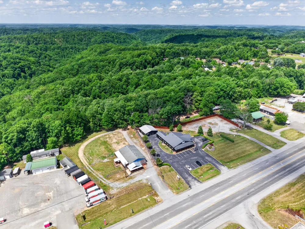 3239 Nashville Hwy Smithville, TN 37166