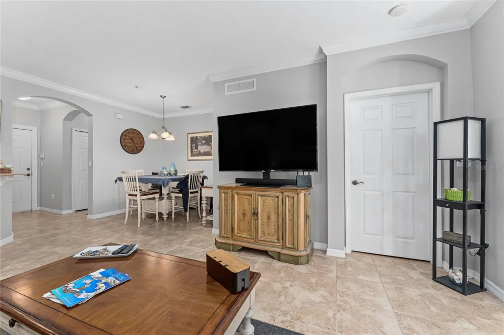 8180 BOAT HOOK LOOP #109 Windermere, FL 34786