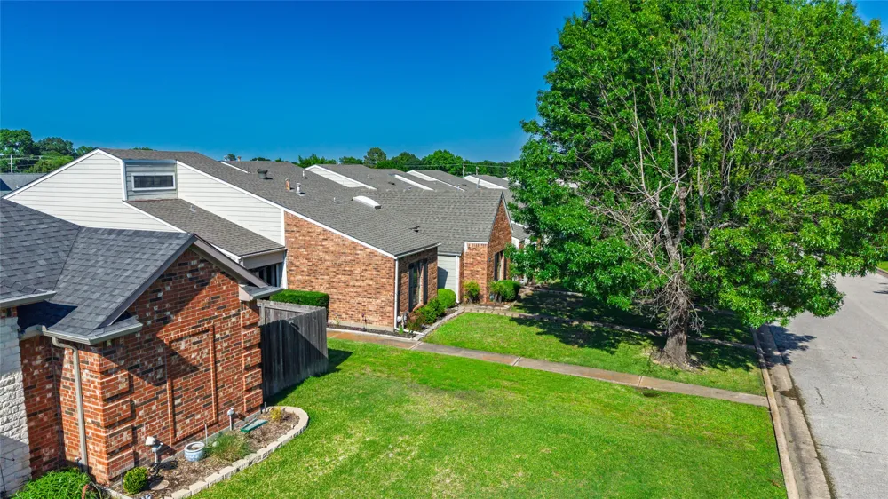 518 Oakridge Drive #9 units Greenville, TX 75402