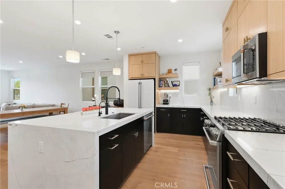 133 Jessup Tustin, CA 92780