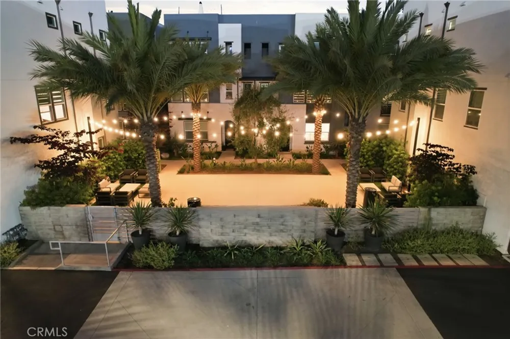 133 Jessup Tustin, CA 92780