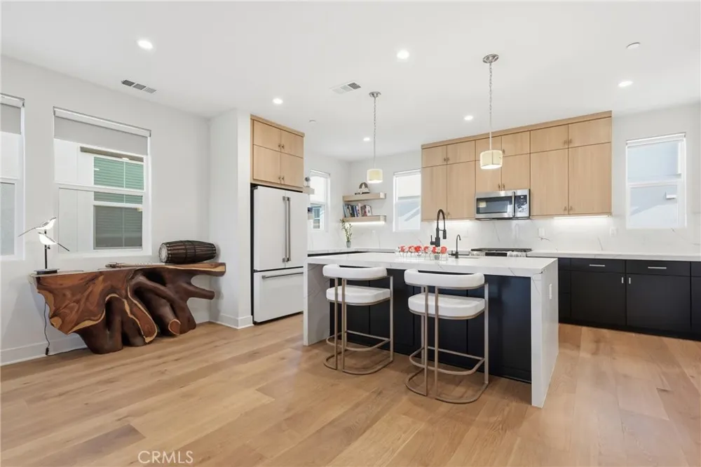133 Jessup Tustin, CA 92780