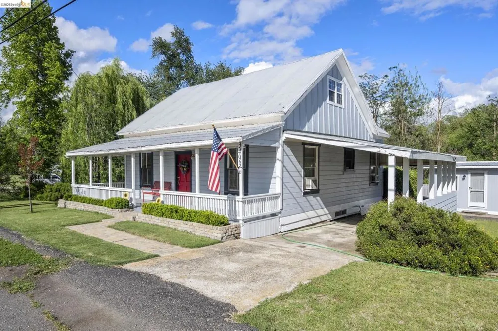 3493 Main St Vallecito, CA 95251