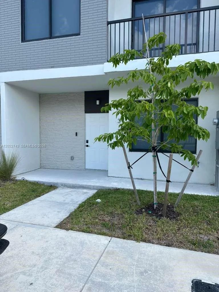 1310 NW 5th St #1310 Florida City, FL 33034