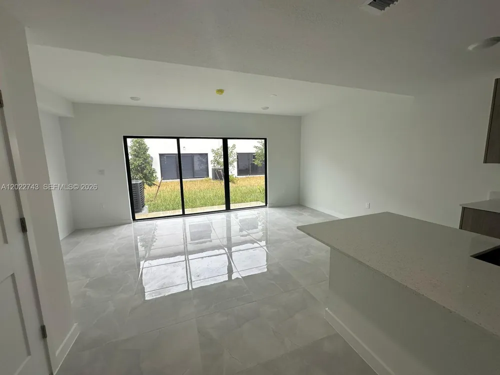 1310 NW 5th St #1310 Florida City, FL 33034