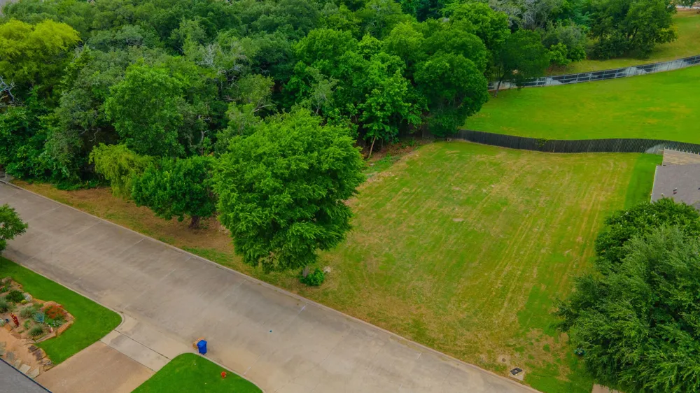 17058 Dominion Drive Woodway, TX 76712