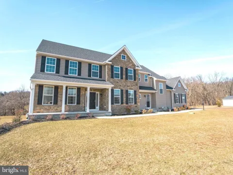 101 BURNT MILL CIRCLE