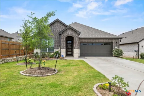 1721 Walnut Grove Bend