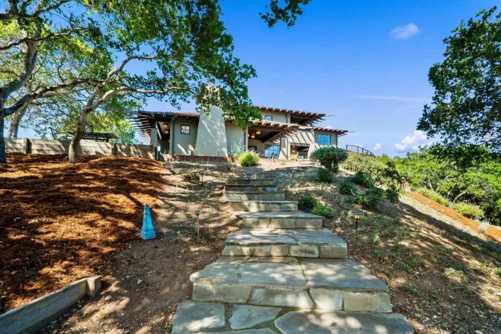 1205 Eagle Hill Road Royal Oaks, CA 95076