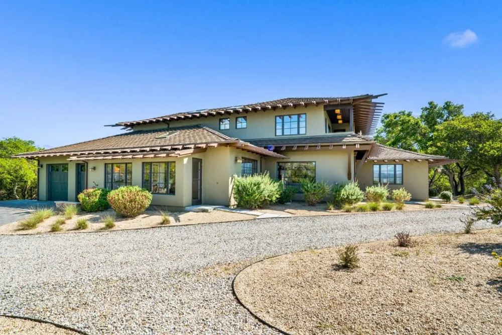 1205 Eagle Hill Road Royal Oaks, CA 95076