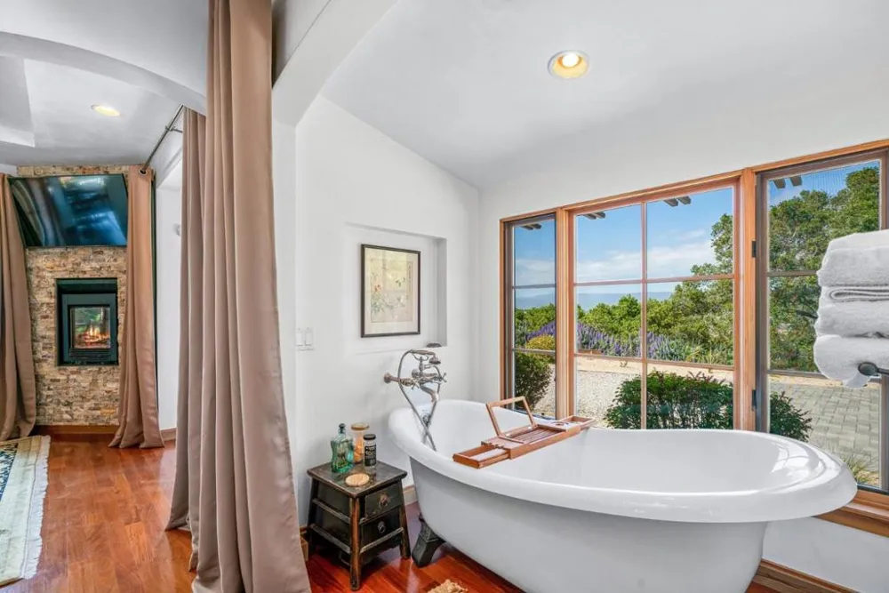 1205 Eagle Hill Road Royal Oaks, CA 95076