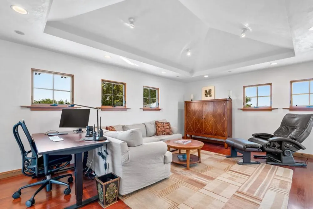 1205 Eagle Hill Road Royal Oaks, CA 95076