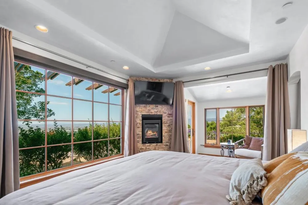 1205 Eagle Hill Road Royal Oaks, CA 95076