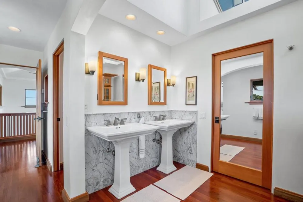 1205 Eagle Hill Road Royal Oaks, CA 95076