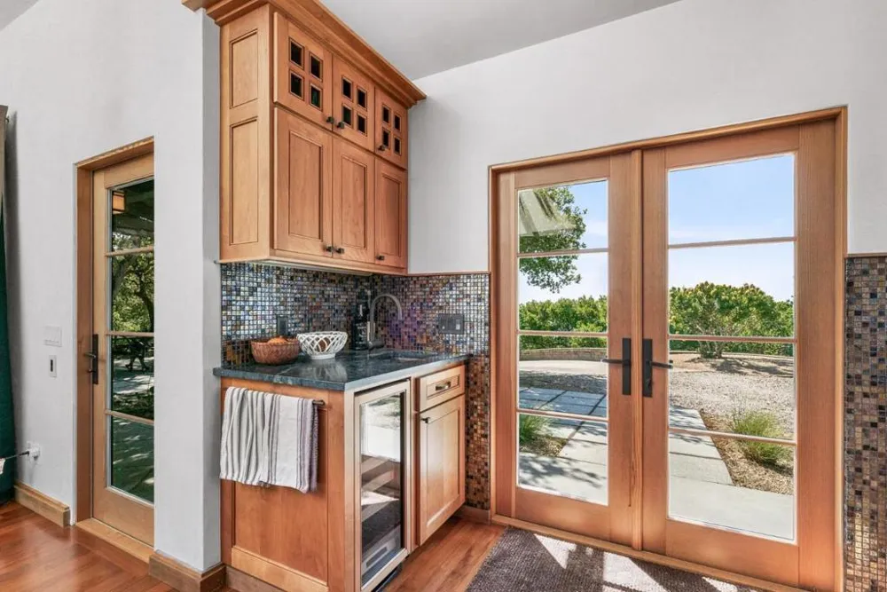 1205 Eagle Hill Road Royal Oaks, CA 95076