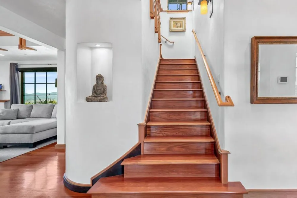 1205 Eagle Hill Road Royal Oaks, CA 95076