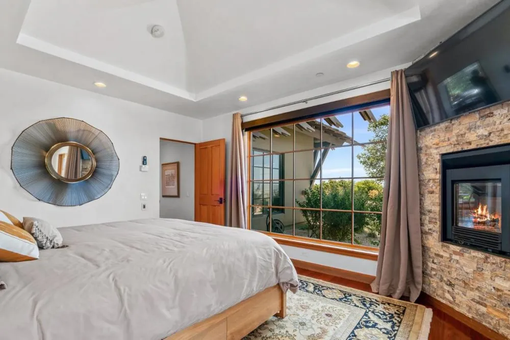 1205 Eagle Hill Road Royal Oaks, CA 95076