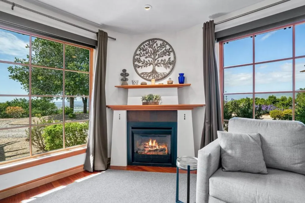 1205 Eagle Hill Road Royal Oaks, CA 95076