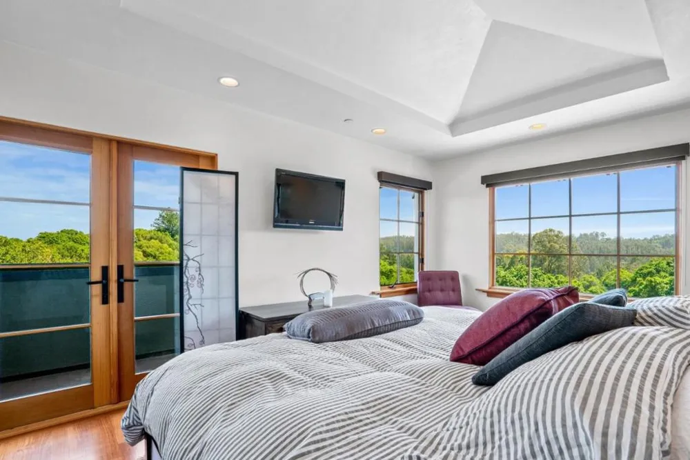 1205 Eagle Hill Road Royal Oaks, CA 95076