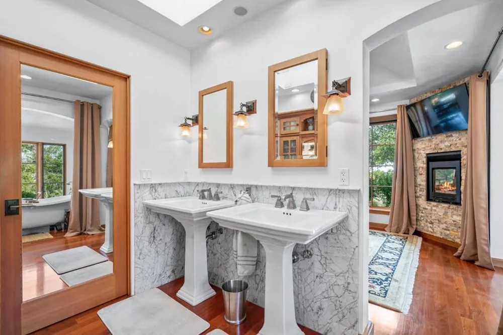 1205 Eagle Hill Road Royal Oaks, CA 95076
