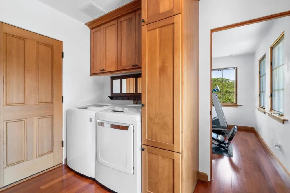 1205 Eagle Hill Road Royal Oaks, CA 95076