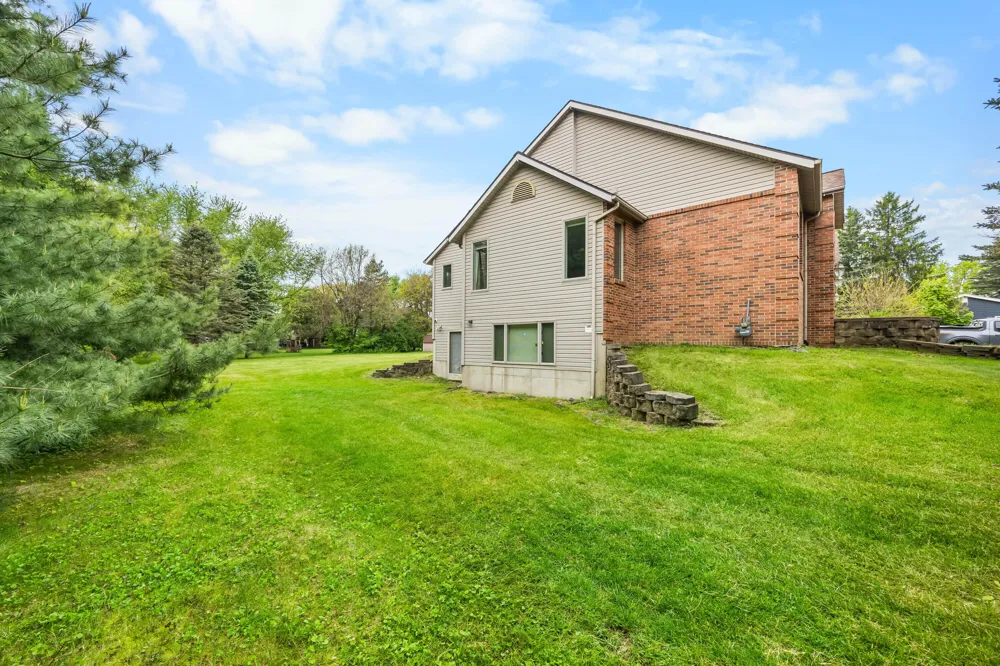 6140 Saline Ann Arbor Road Saline, MI 48176