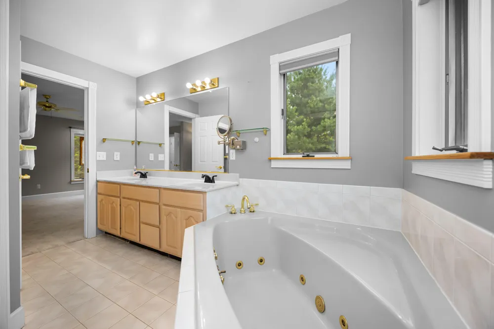6140 Saline Ann Arbor Road Saline, MI 48176