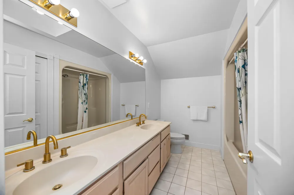 6140 Saline Ann Arbor Road Saline, MI 48176