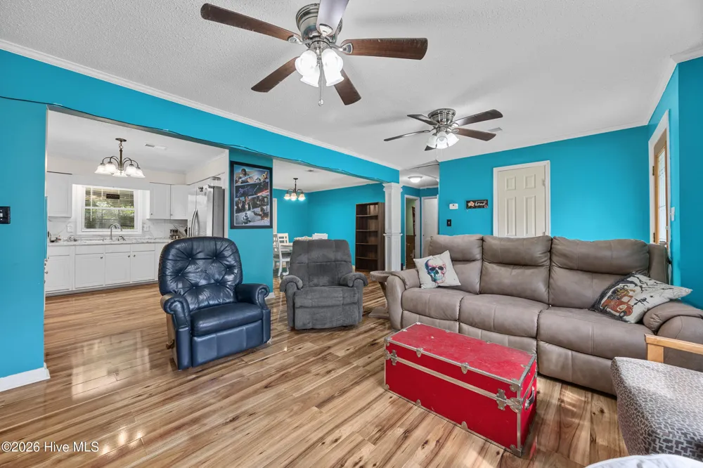 616 S Orange Street Wallace, NC 28466