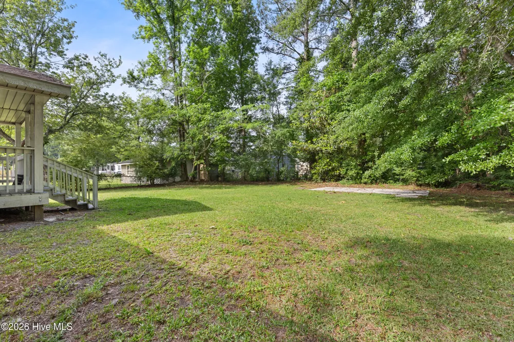 616 S Orange Street Wallace, NC 28466