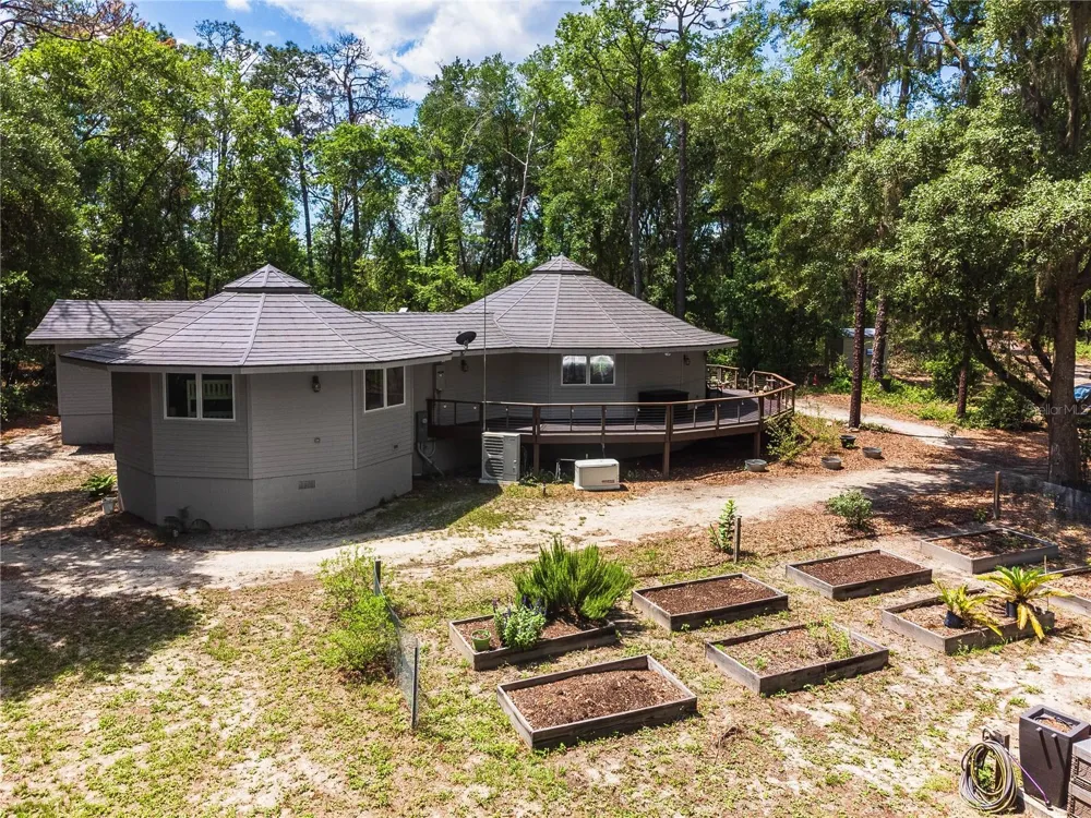 13797 NE 199TH STREET Waldo, FL 32694