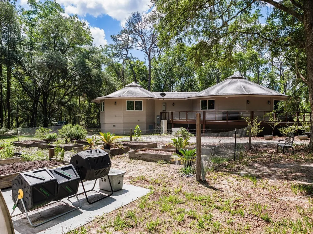 13797 NE 199TH STREET Waldo, FL 32694