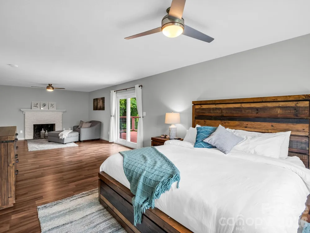 656 Cashiers Valley Road Brevard, NC 28712