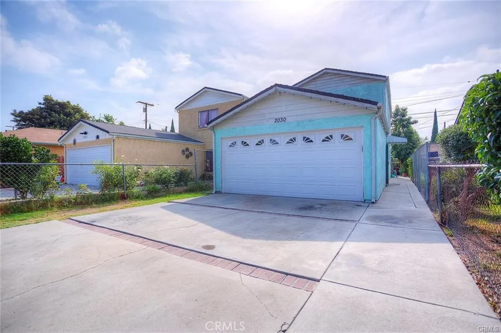2030 E Wayside Compton, CA 90222