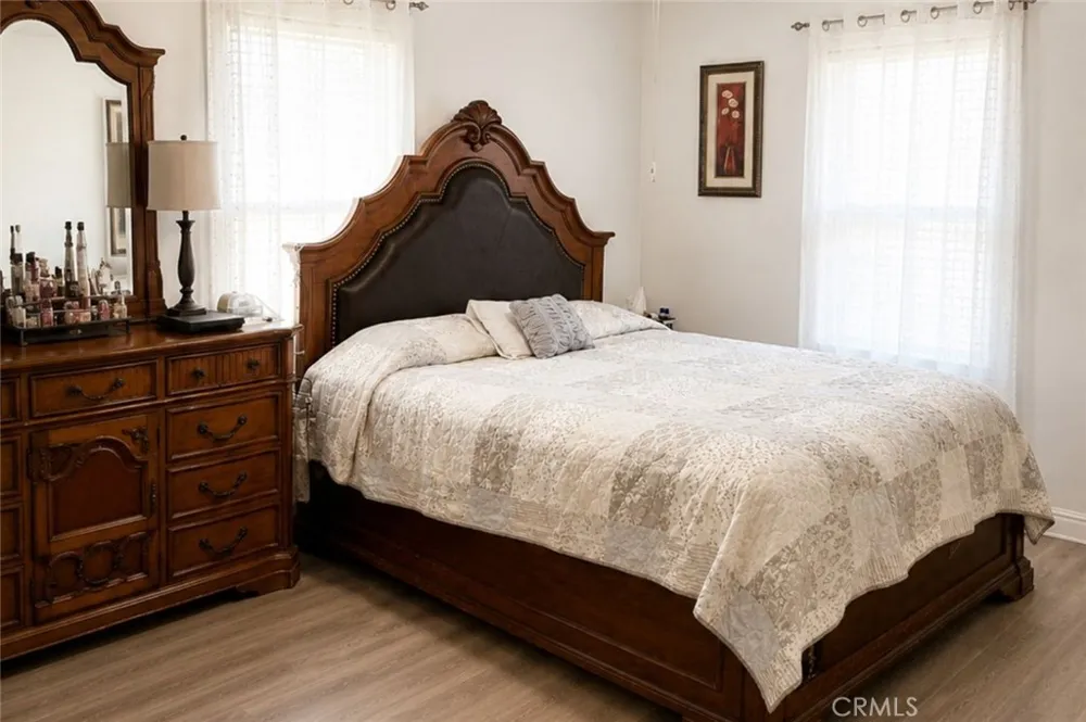 2030 E Wayside Compton, CA 90222